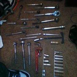 Snap-on 36 in. 3/8 Extension Bar And Misc. Socket Wrenches Etc.
