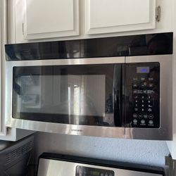 Samsung Over The Oven Microwave And Vent