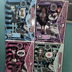 Monster High Doll Lot Of 4