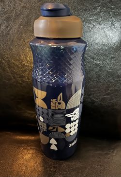 Water Bottle (Baby Yoda)