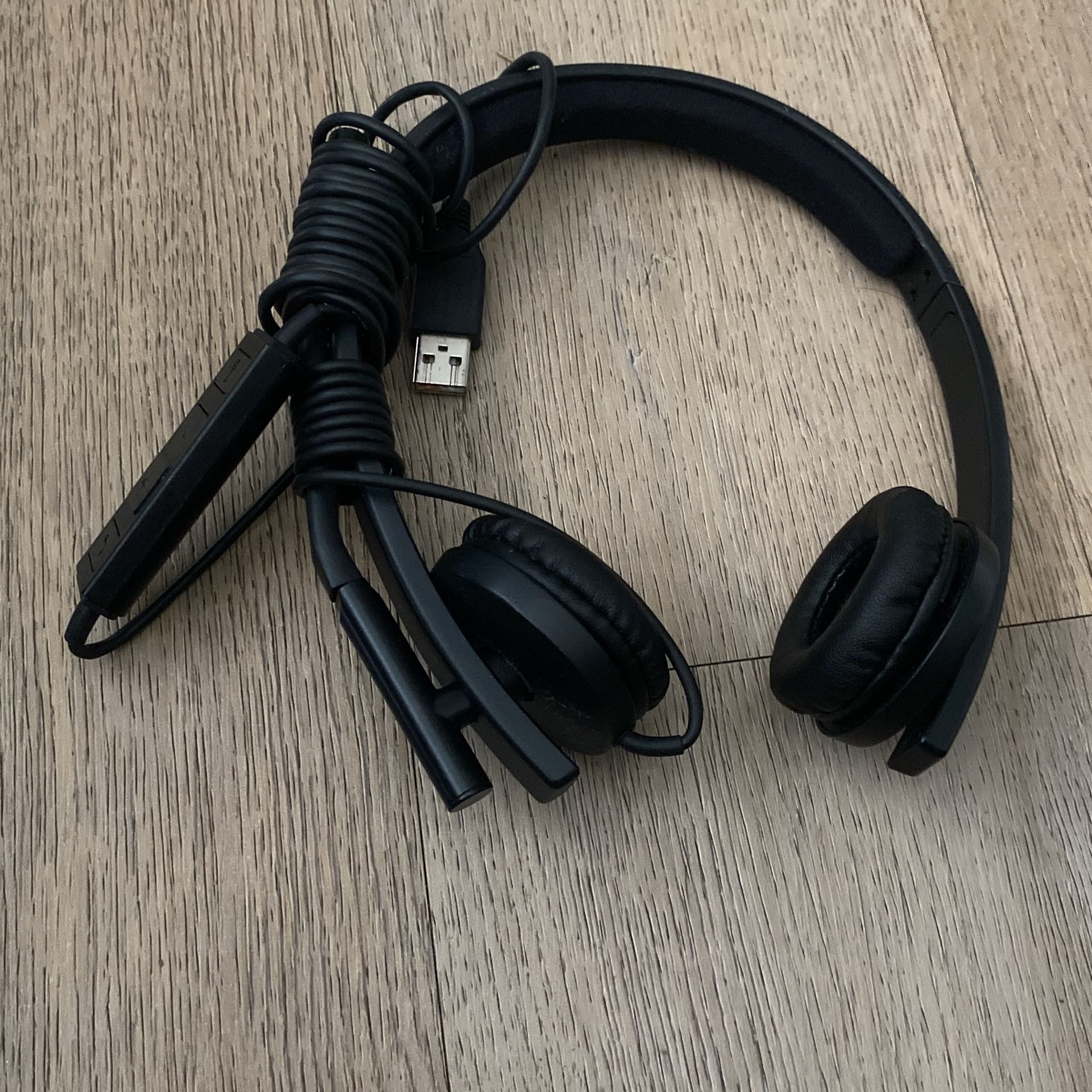 Headset for PlayStation