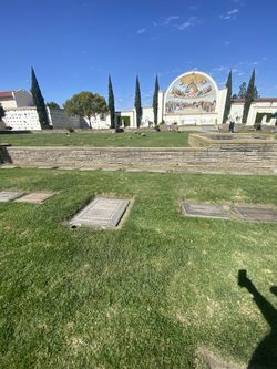 3000 Off The Top Premium Double Burial Plot In Beautiful, Peaceful Location