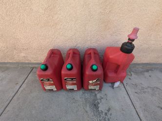 5 gallon gas tanks