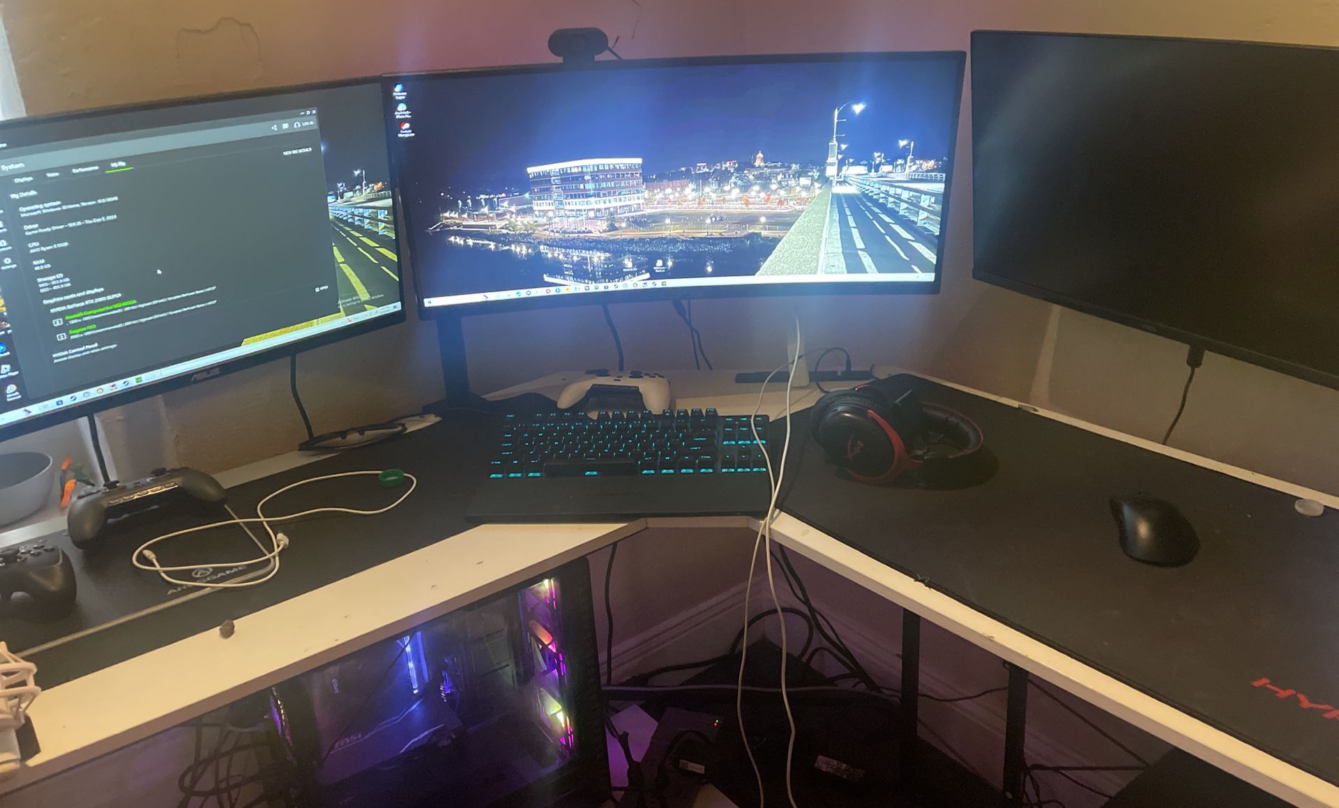 Pc With Full Set Up READ THE DISCRIPTION