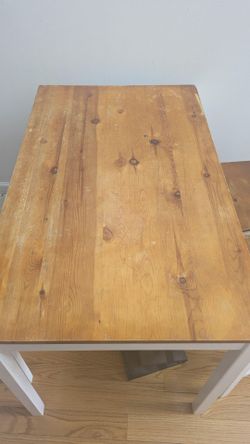 Dining table for sale