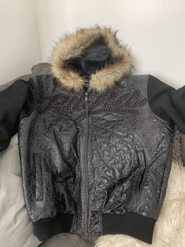 Pelle coat size 3x for Sale in Chicago, IL - OfferUp