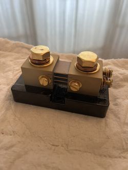 Current Shunt Riedon 500A 50MV DC. Three available. $25 each one