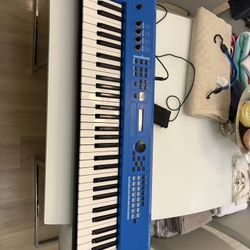 Keyboard/Piano