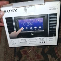 Sony , bluetooth android , apple capability g p s ever used