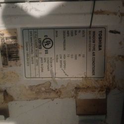 Toshiba 10000 BTU Window Type Air Conditioner