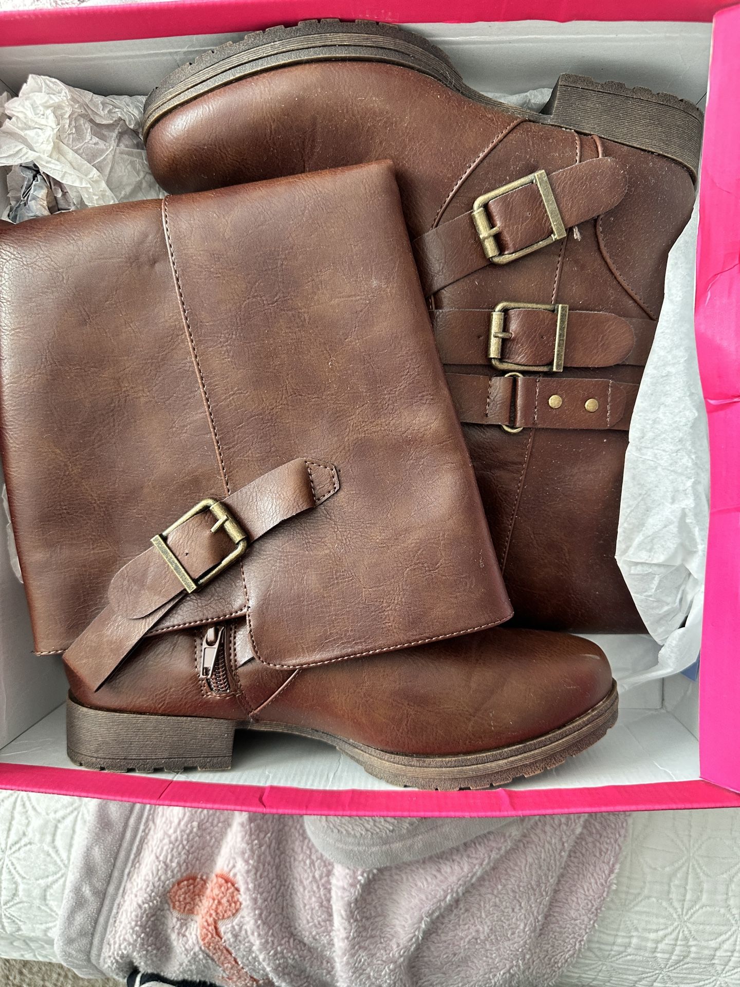 Knee Hight Boots Size 7