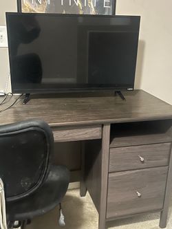 Desk + chair