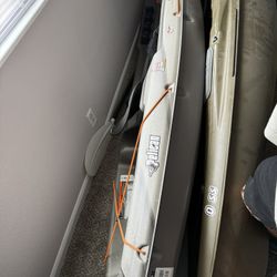 KAYAKS 🛶 