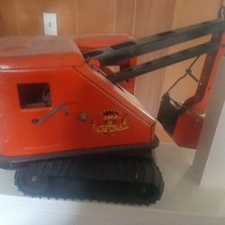 Old METAL MARX  SHOVEL 