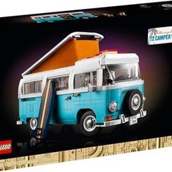 Volkswagen T2 Camper Van
10279 LEGO Volkswagen T2 Camper Van