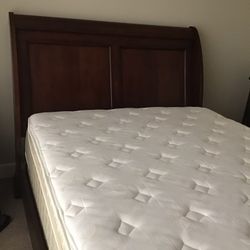 Queen Size Bed With Mattress & Box Springs 