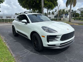 2020 Porsche Macan