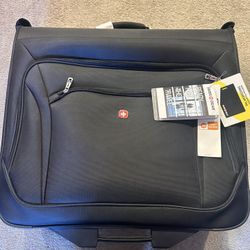 Swiss Gear Rolling Garment Luggage Suitcase (New)