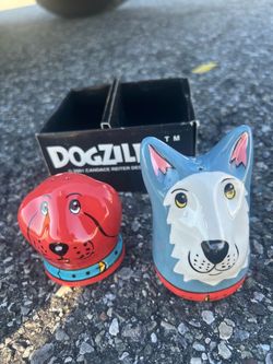Salt and pepper shakers Foxchase 12.00
