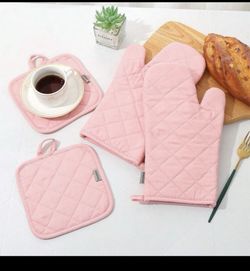 New kitchen Mitts