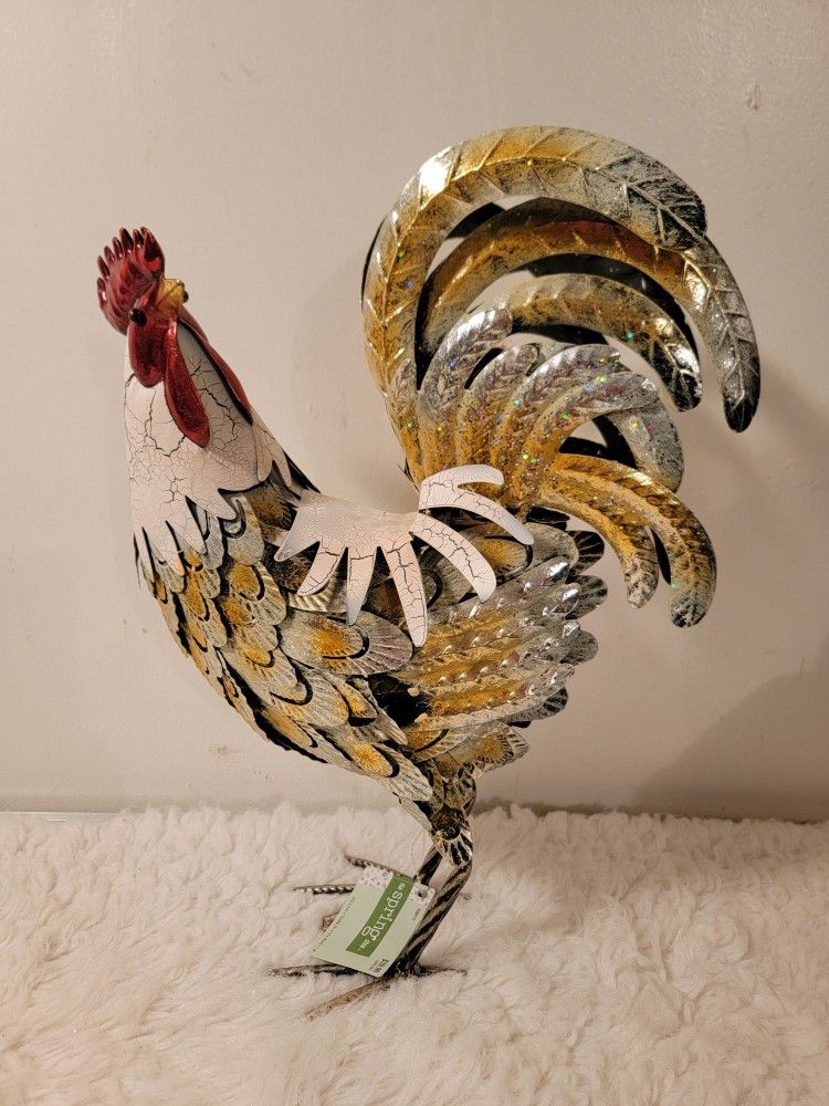 Brand New Metal Rooster Statue