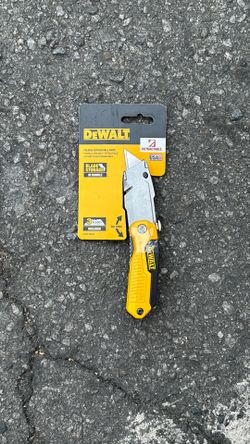 Dewalt folding knife