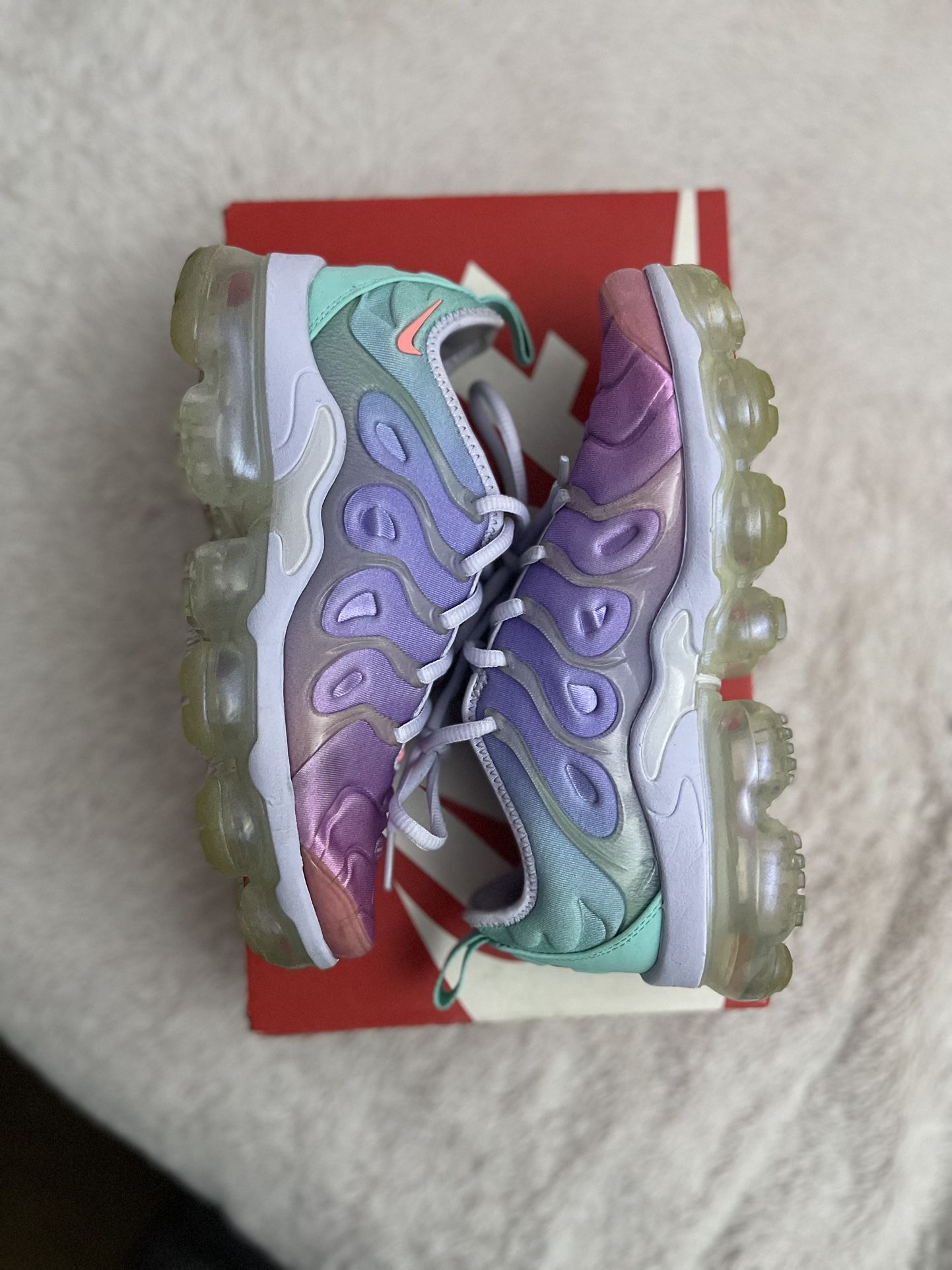 WMNS Air Vapor Max Plus Easter $50
