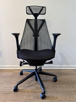 Herman Miller Sayl Ergonomic Office Chair With Headrest ( buy 1 get 1 free)