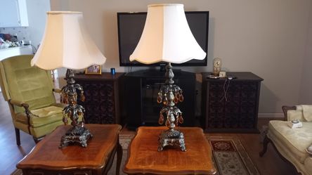 2 Traditional Style Lamps (used)
