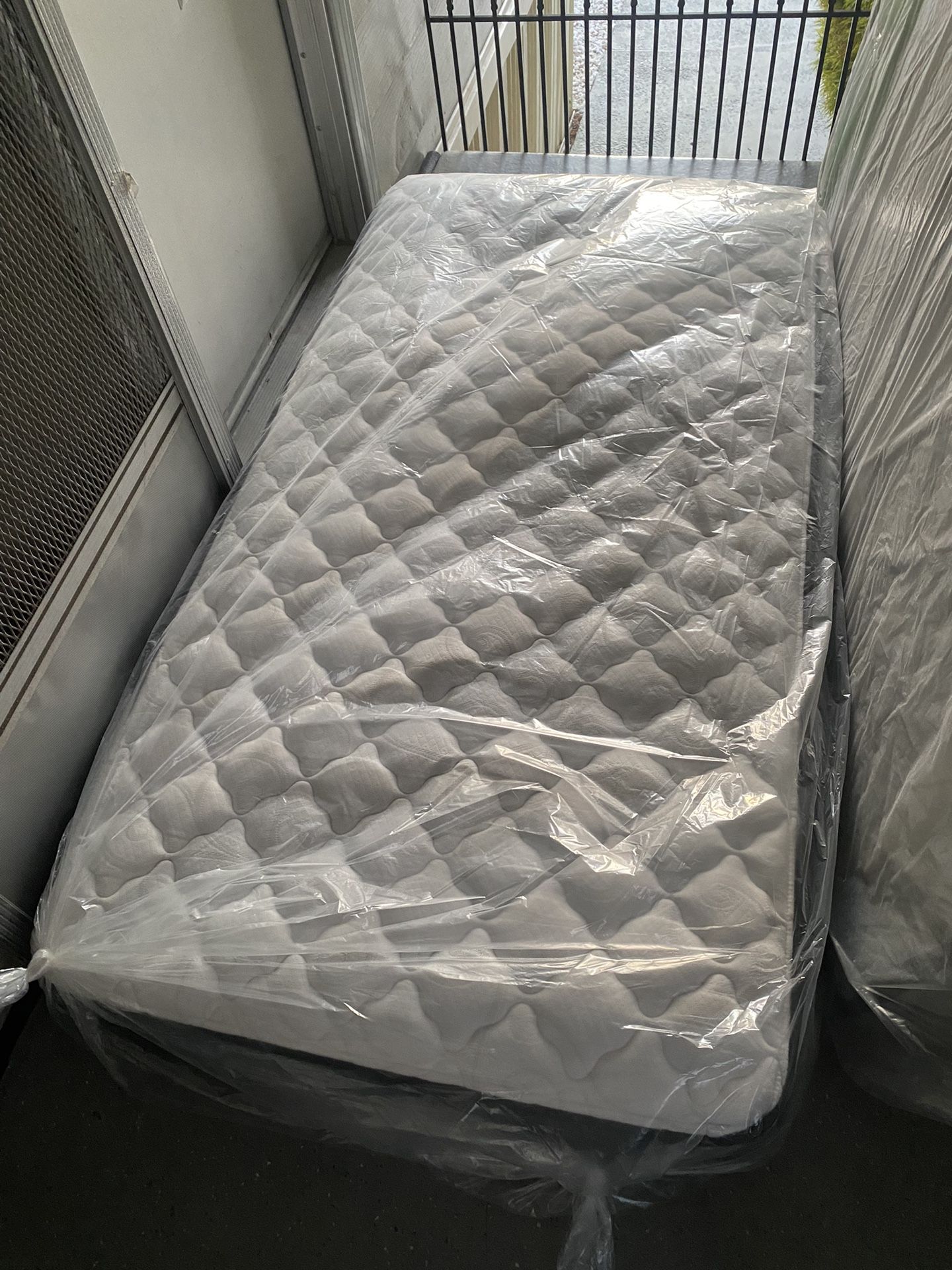 Twin Firm Mattress