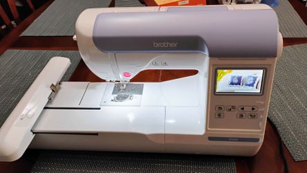 Maquina de bordar (embroidery machine)