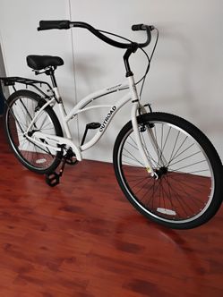 Bike new 26-in Wheels very light and comfortable to use
