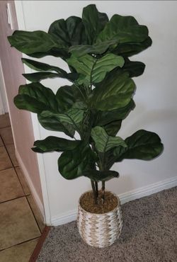 Artificial home plant