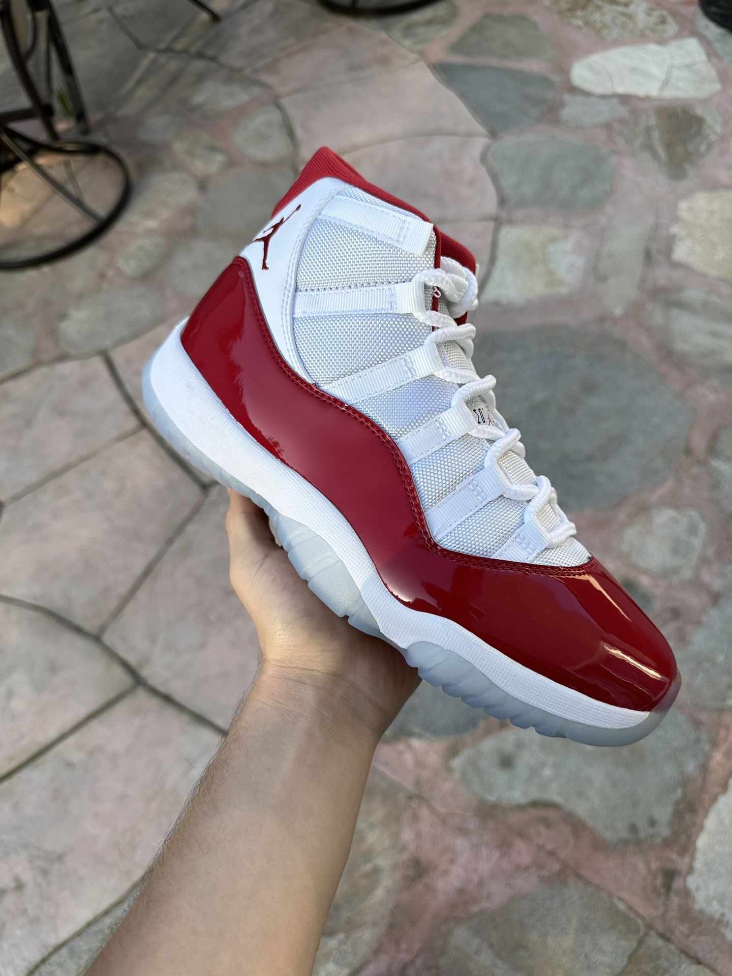 Jordan 11 Cherry Size 8 