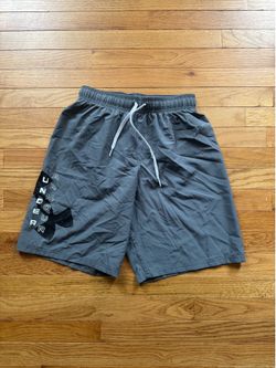 Grey Under Armor Shirts with Drawstring