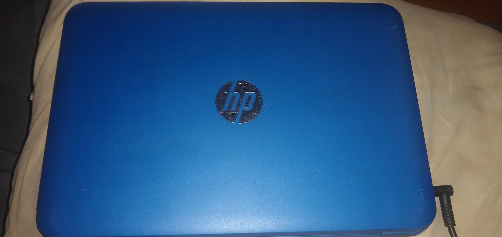 HP Stream 11-d010wm 11.6" Laptop