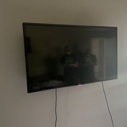 LG TV With Mount