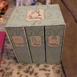 Photo books, wedding, engagement, and shower