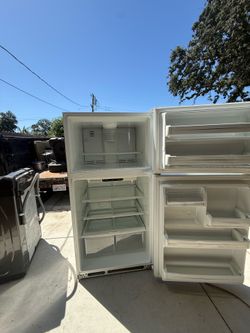 hotpoint refrigerator