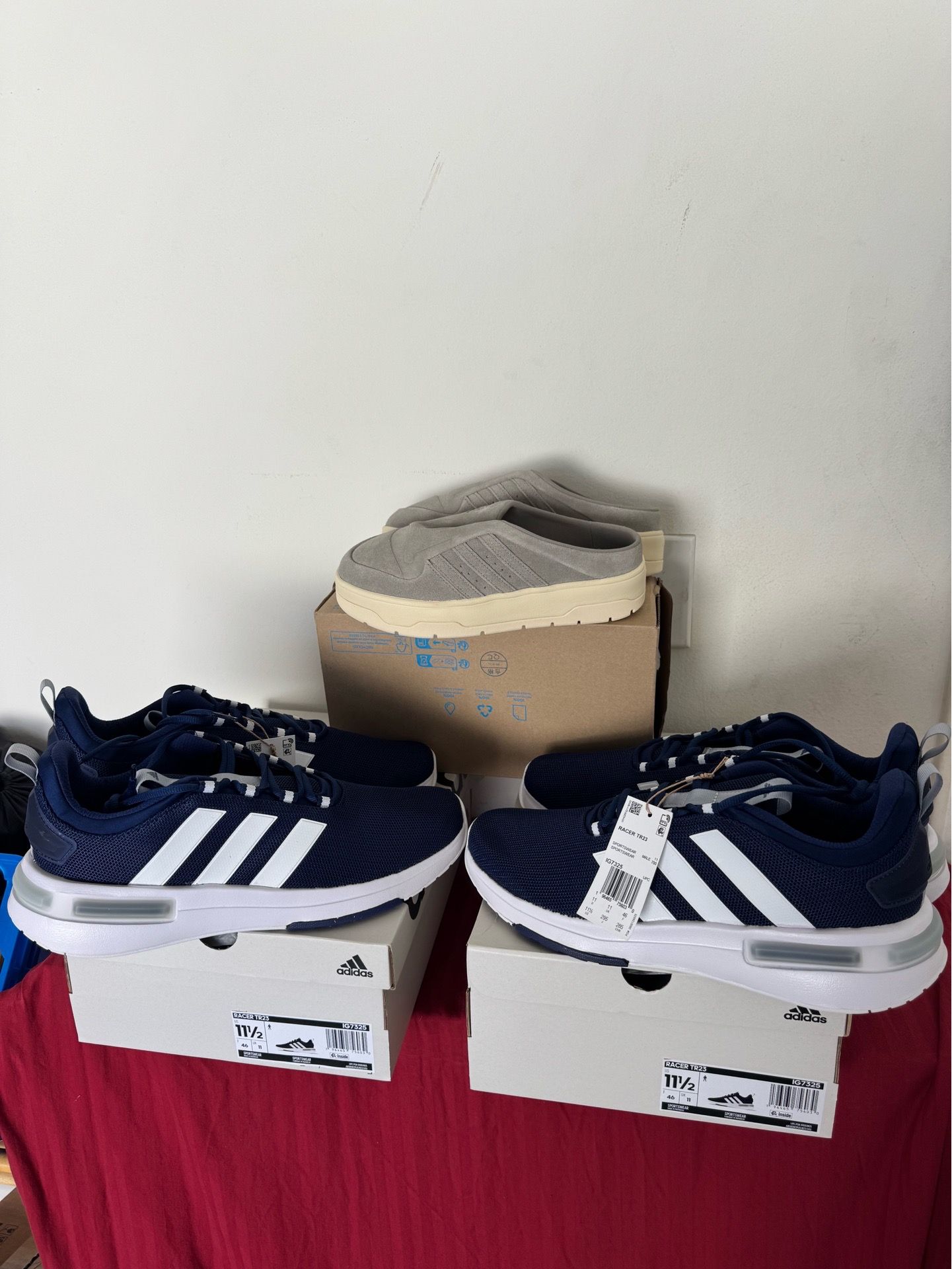 Sneakers