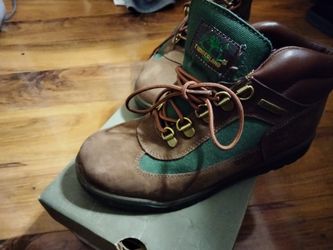 Shoe