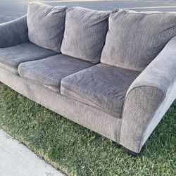 Free Pull Out Couch