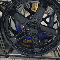 20” Gloss Black 5-Spoke Wheels – Clean, Simple Aggressive Setup 🔥