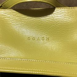 “COACH” PURSE 