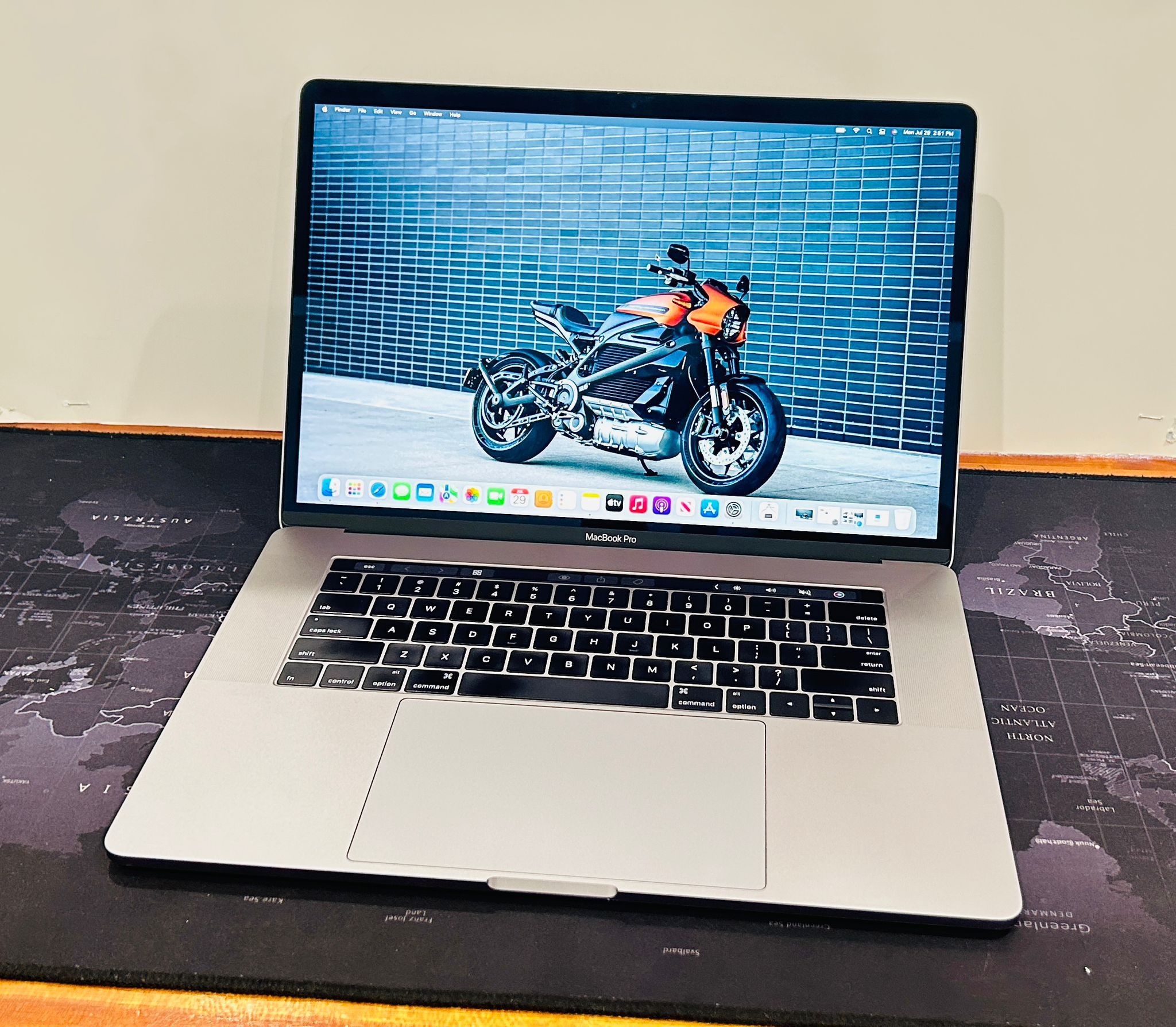 Apple MacBook Pro 2016 15” TouchBar i7 16GB 500GB