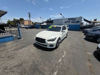 2016 INFINITI Q50