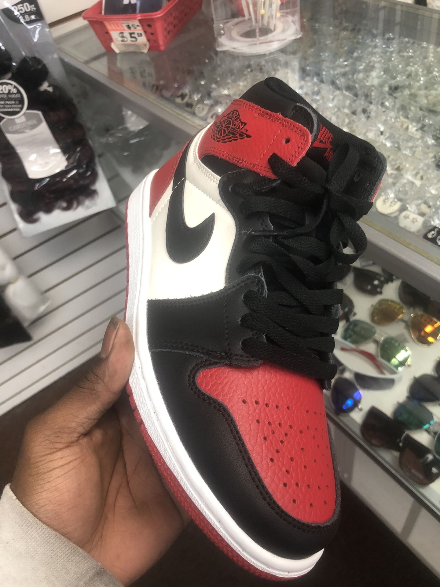 Air Jordan 1 Retro High OG ‘Bred Toe’