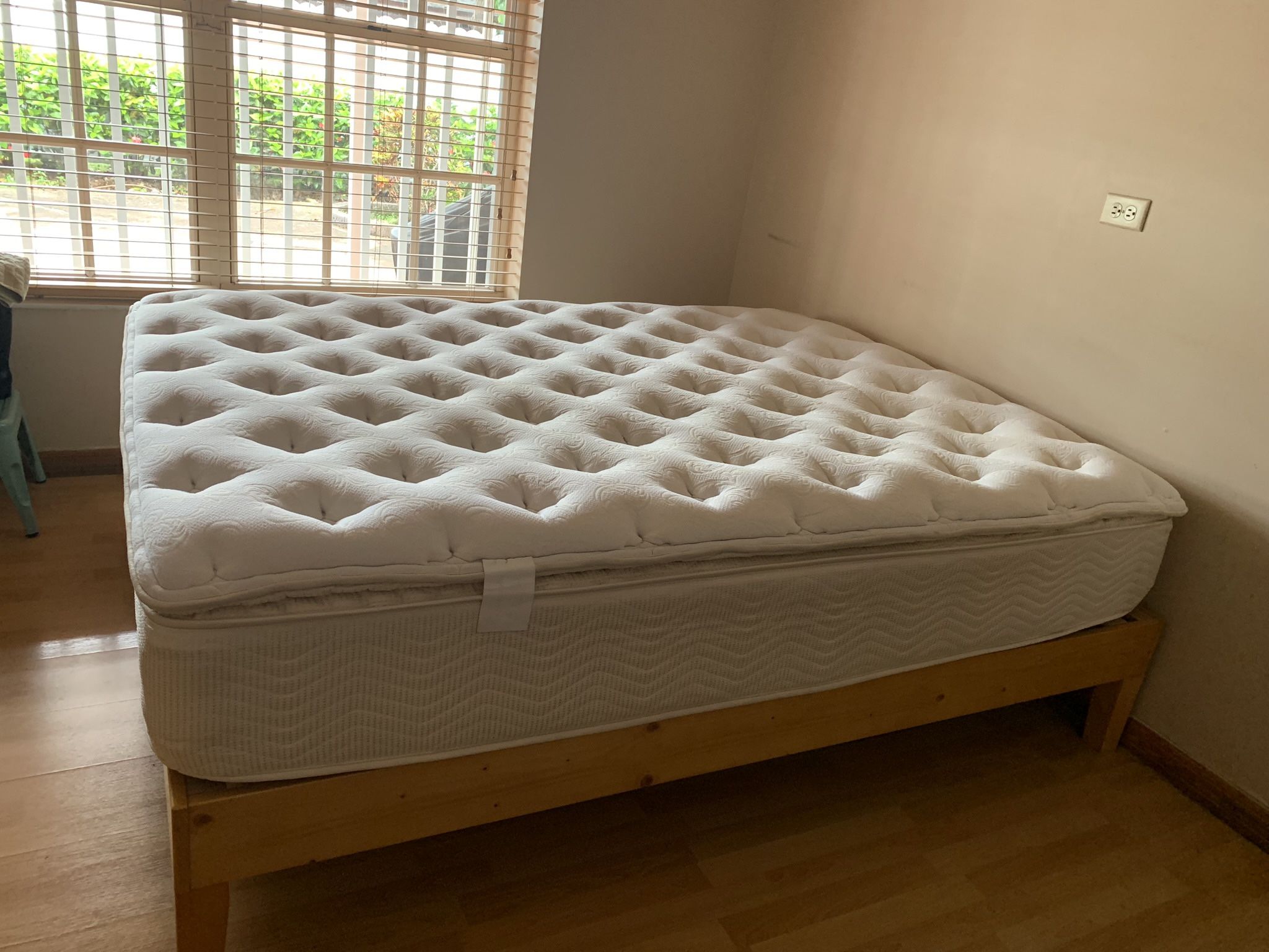 Queen Size Wood Frame & Mattress With Pillow Top