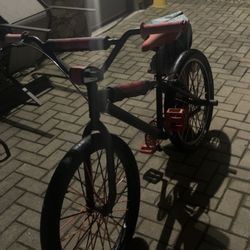 Big Ripper 29”Black and Red Box/racing 3piece Crank 