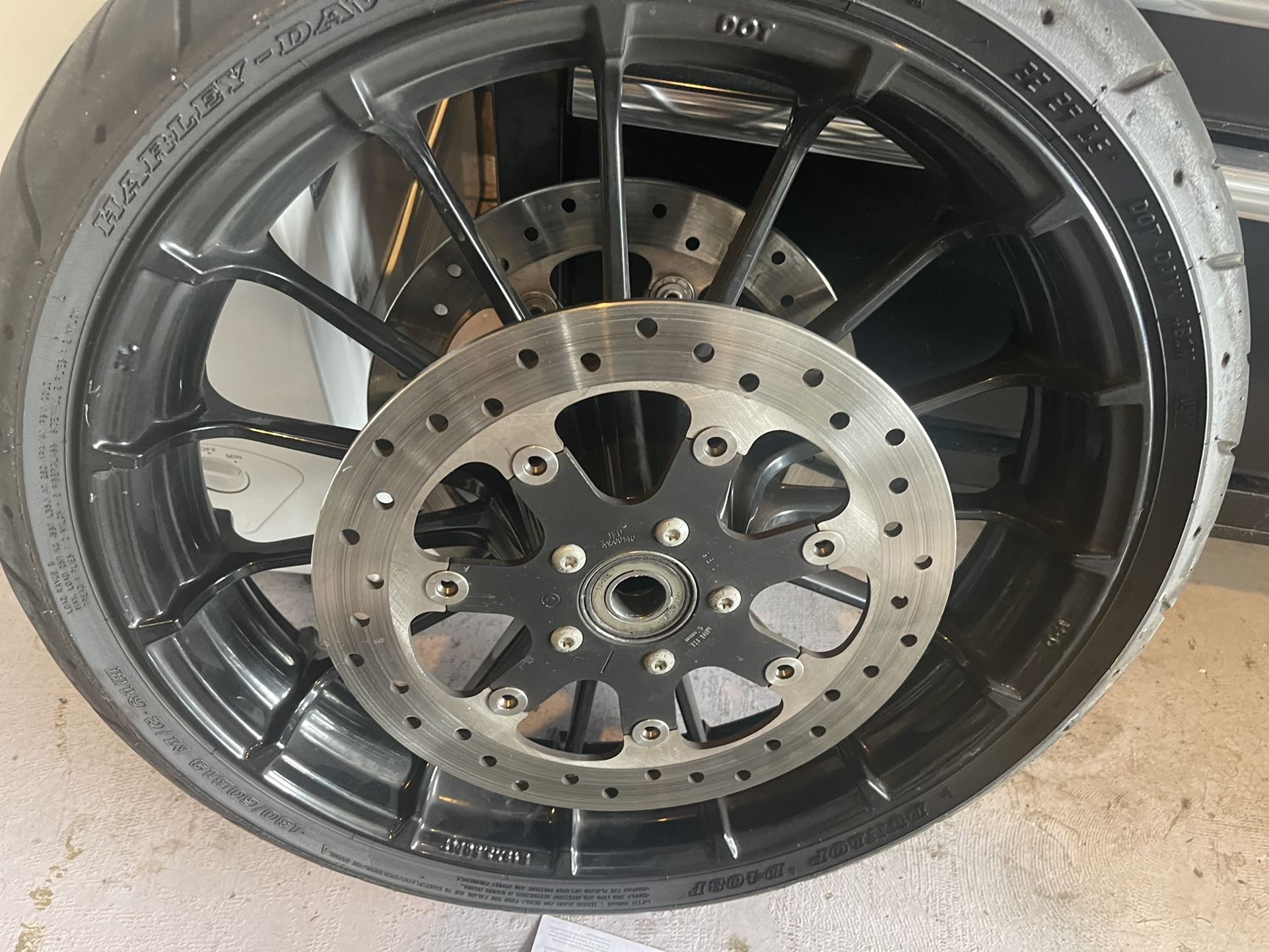 Rim And Wraparound fender 19”